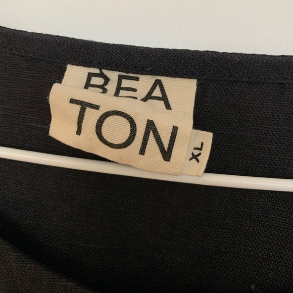 SOLD. Beaton linen utility shirt - Picture 4 of 4